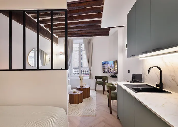 Parisian Gem With Stunning View * Paříž