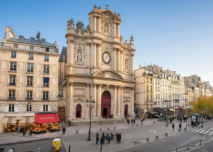 Parisian Gem With Stunning View Apartmán *
